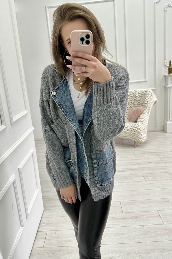 Pullover mit Denim